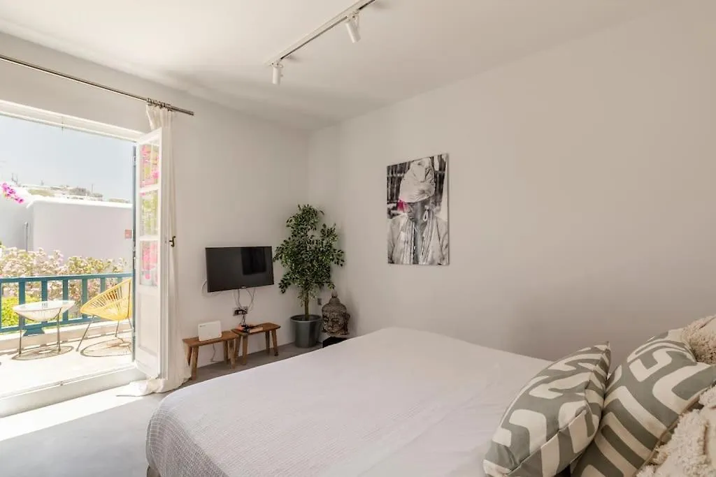 Beautiful, Sunny Apartment In Mykonos Town